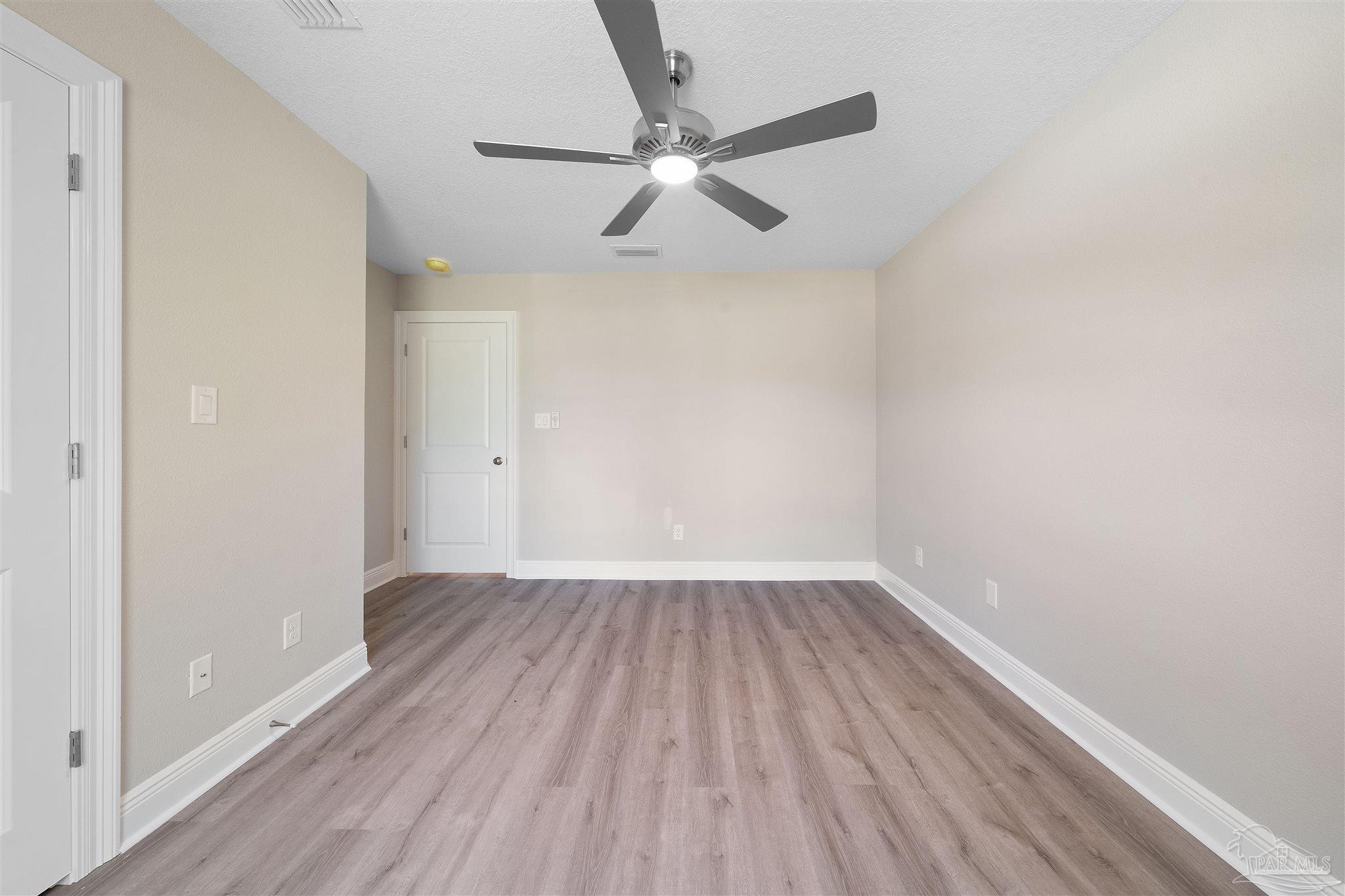 5809 Government Dr