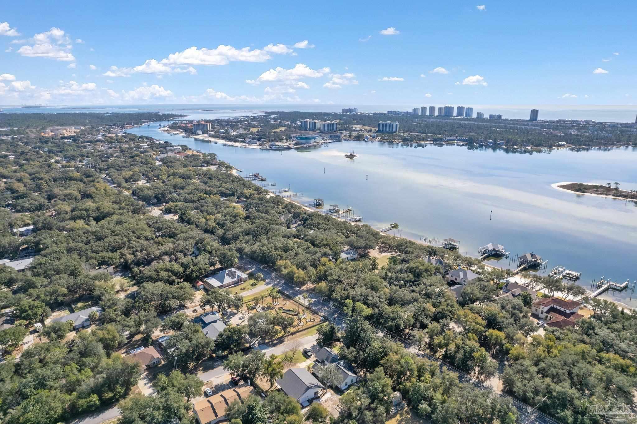 14395 Innerarity Pt Rd