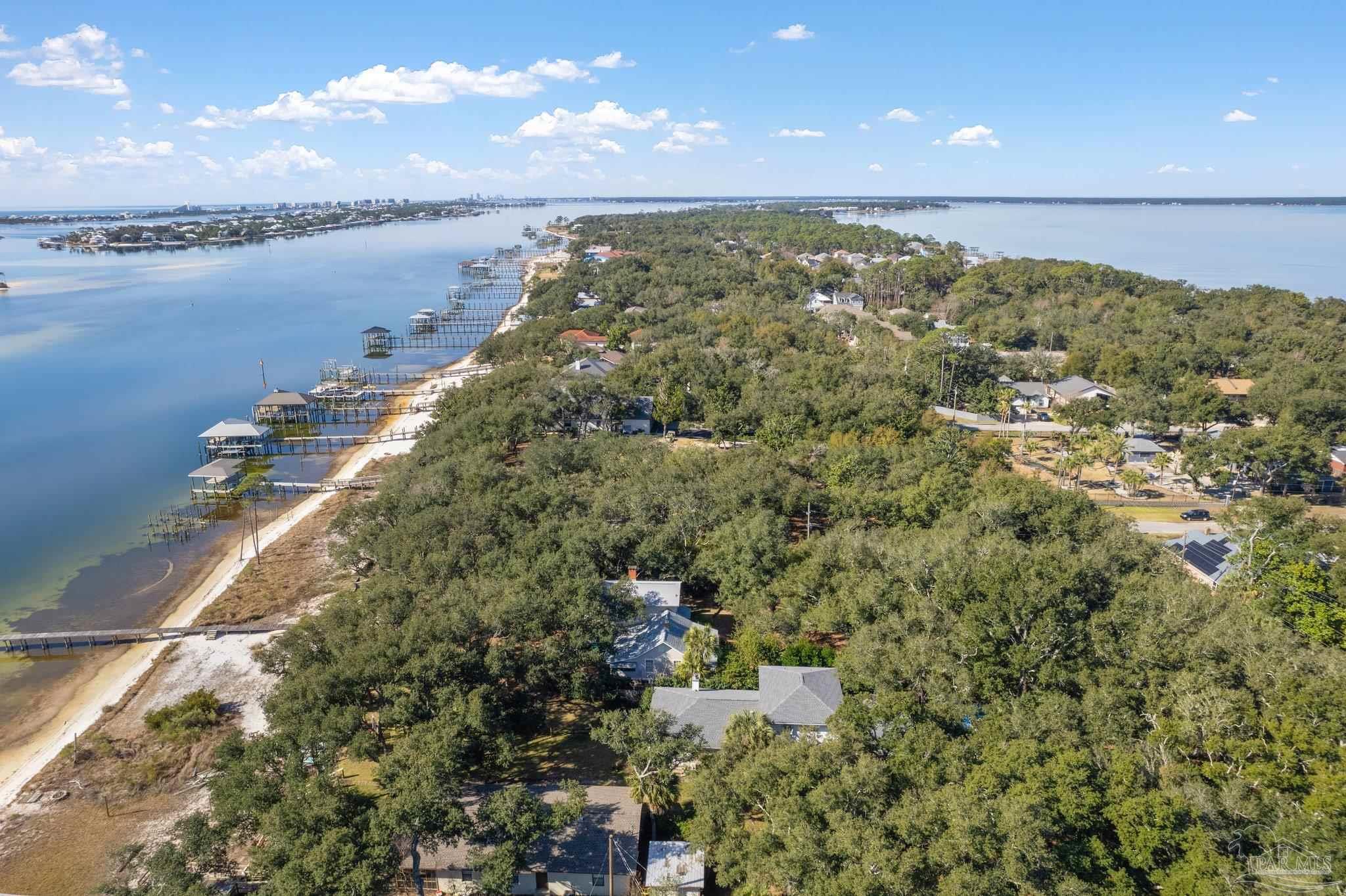 14395 Innerarity Pt Rd