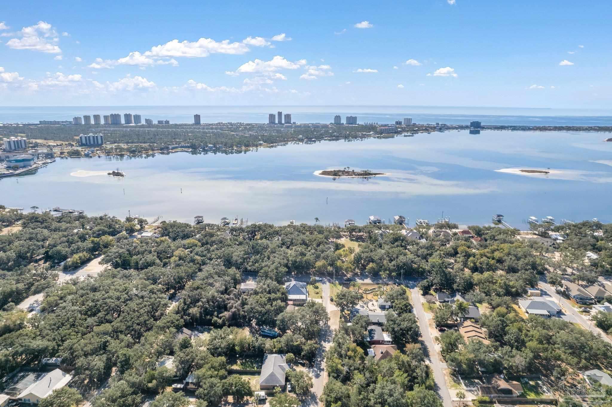 14395 Innerarity Pt Rd