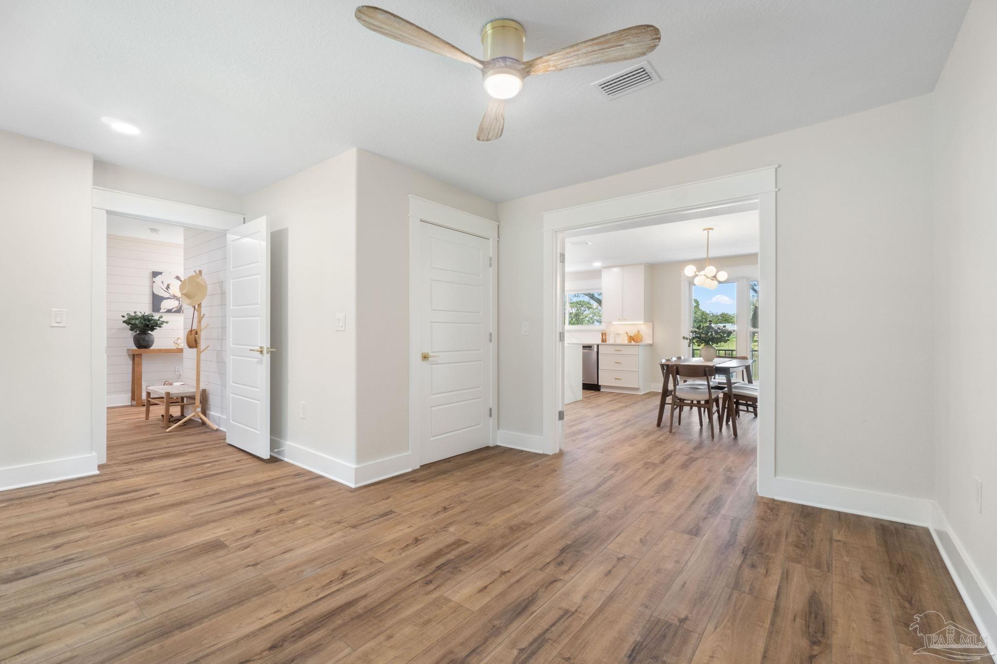 100 Holmes Dr