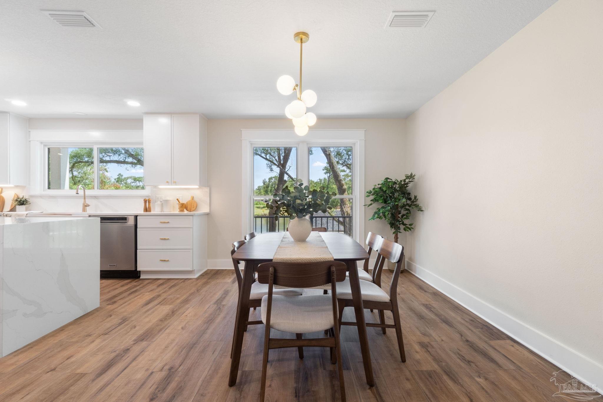 100 Holmes Dr