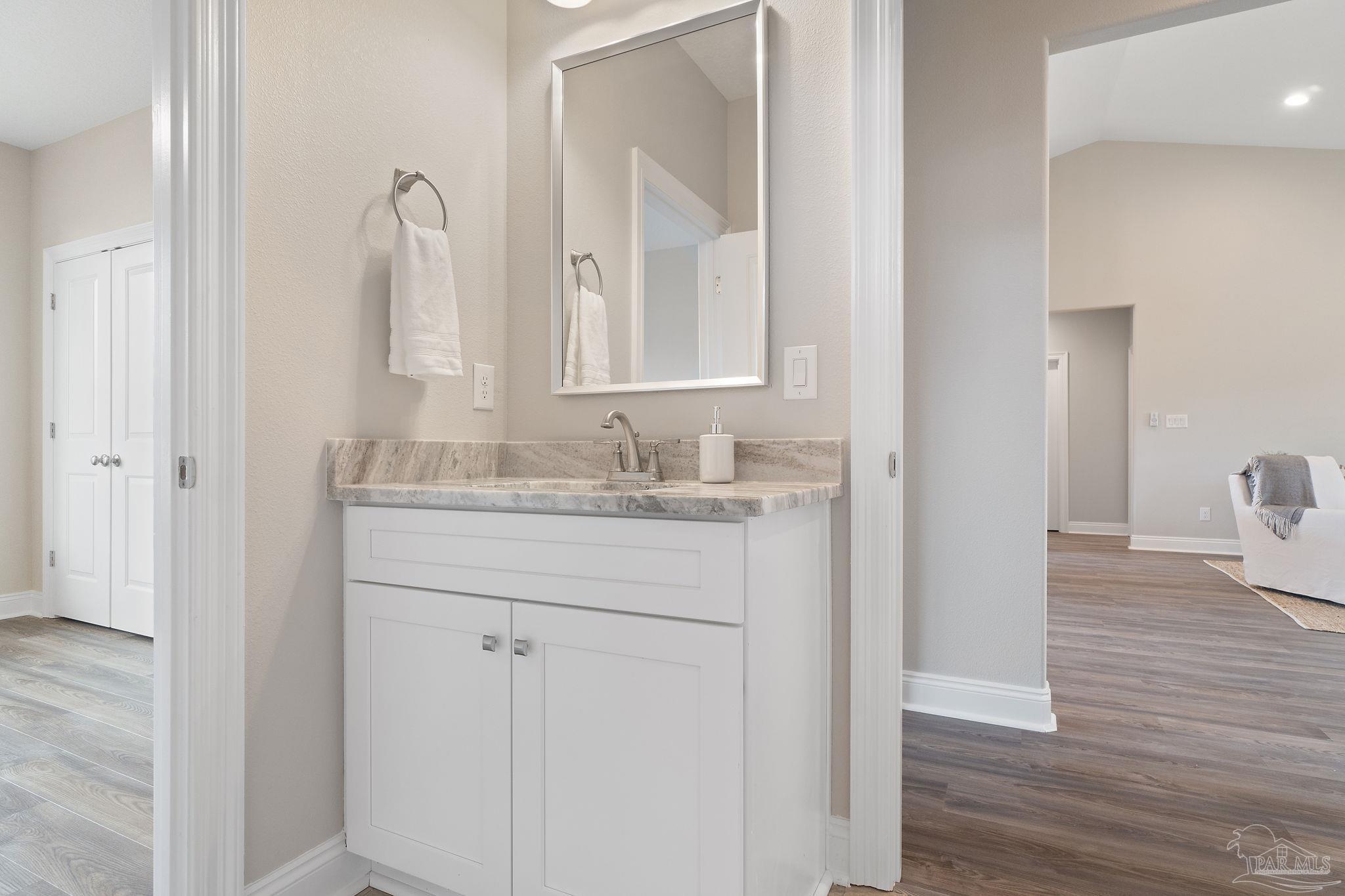 1608 Ponderosa Dr