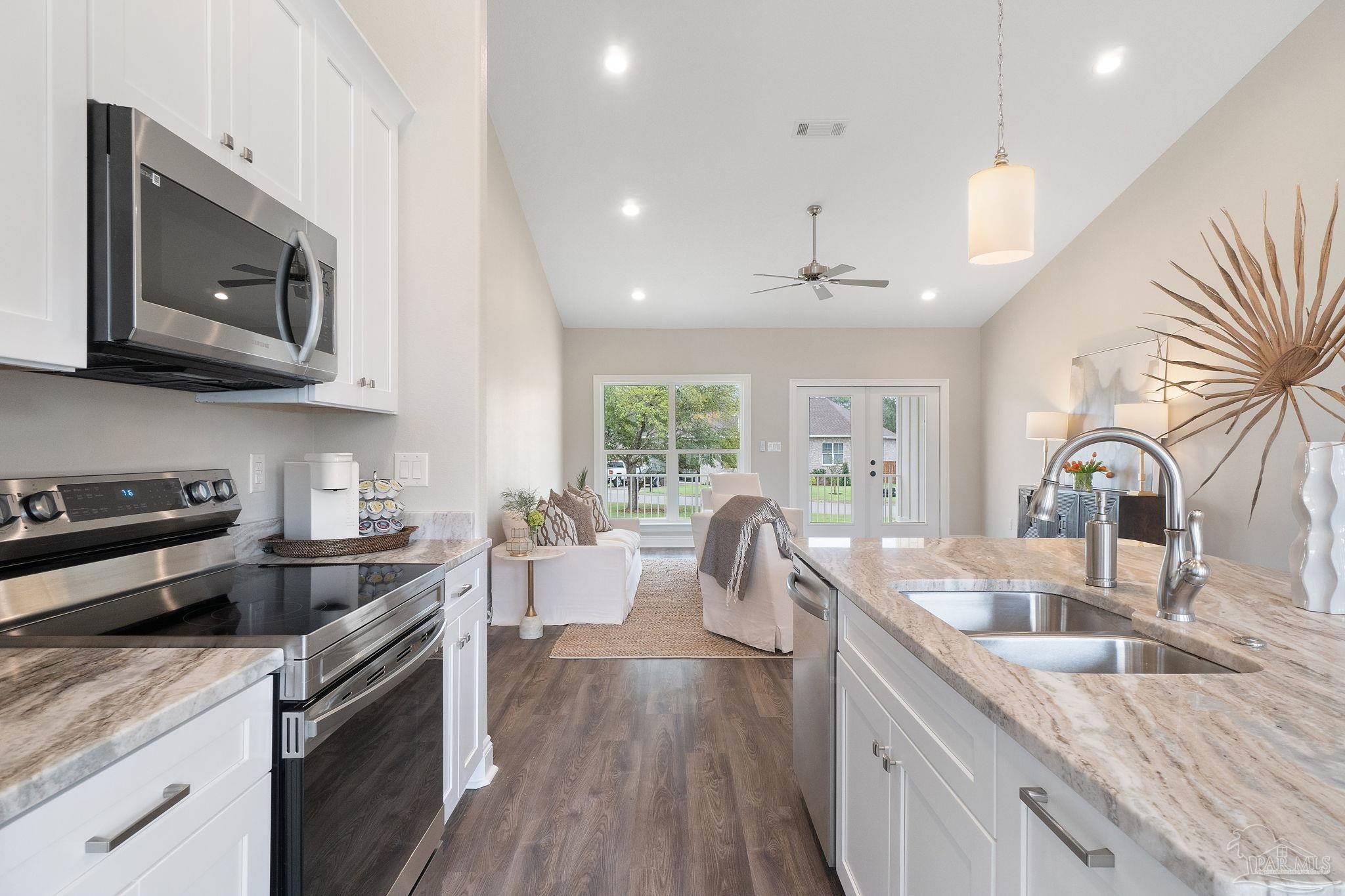 1608 Ponderosa Dr