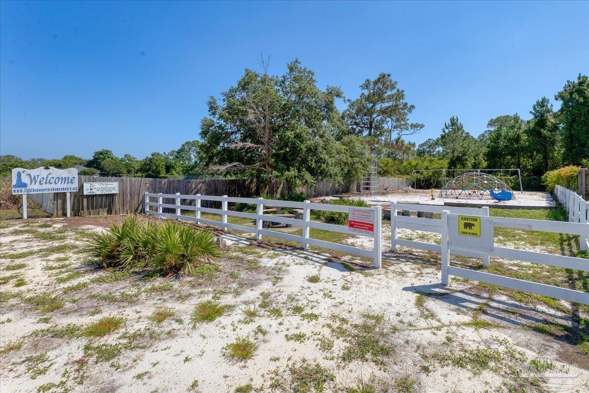 5.A Winding Shore Dr