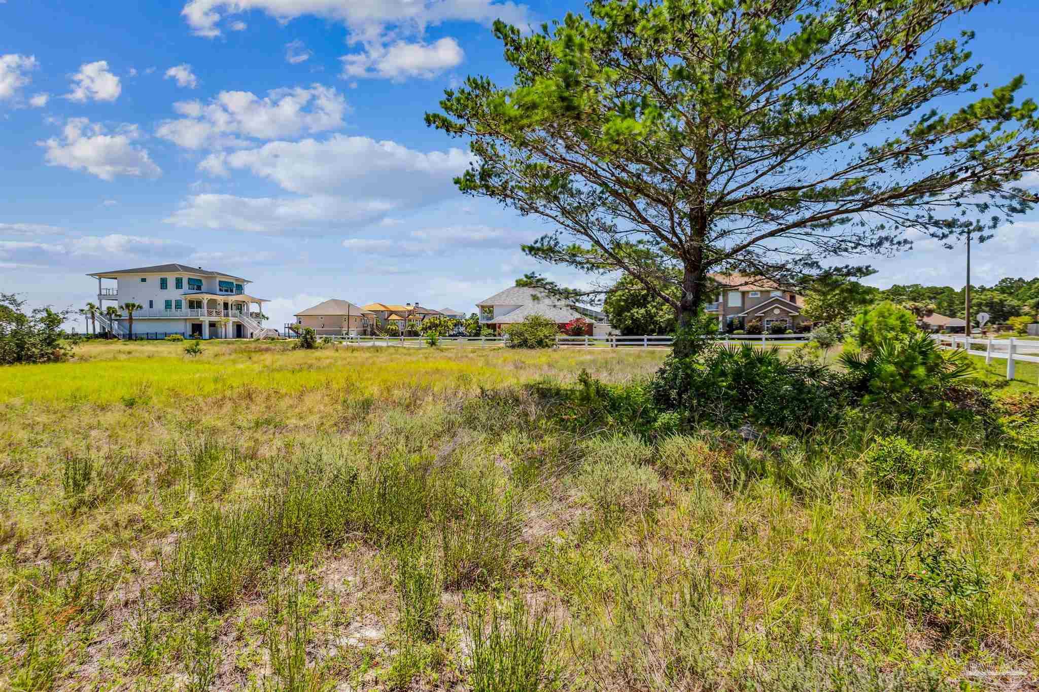 5.A Winding Shore Dr