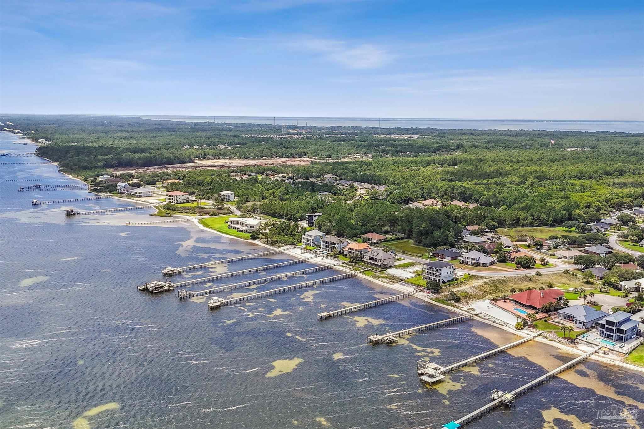 5.A Winding Shore Dr