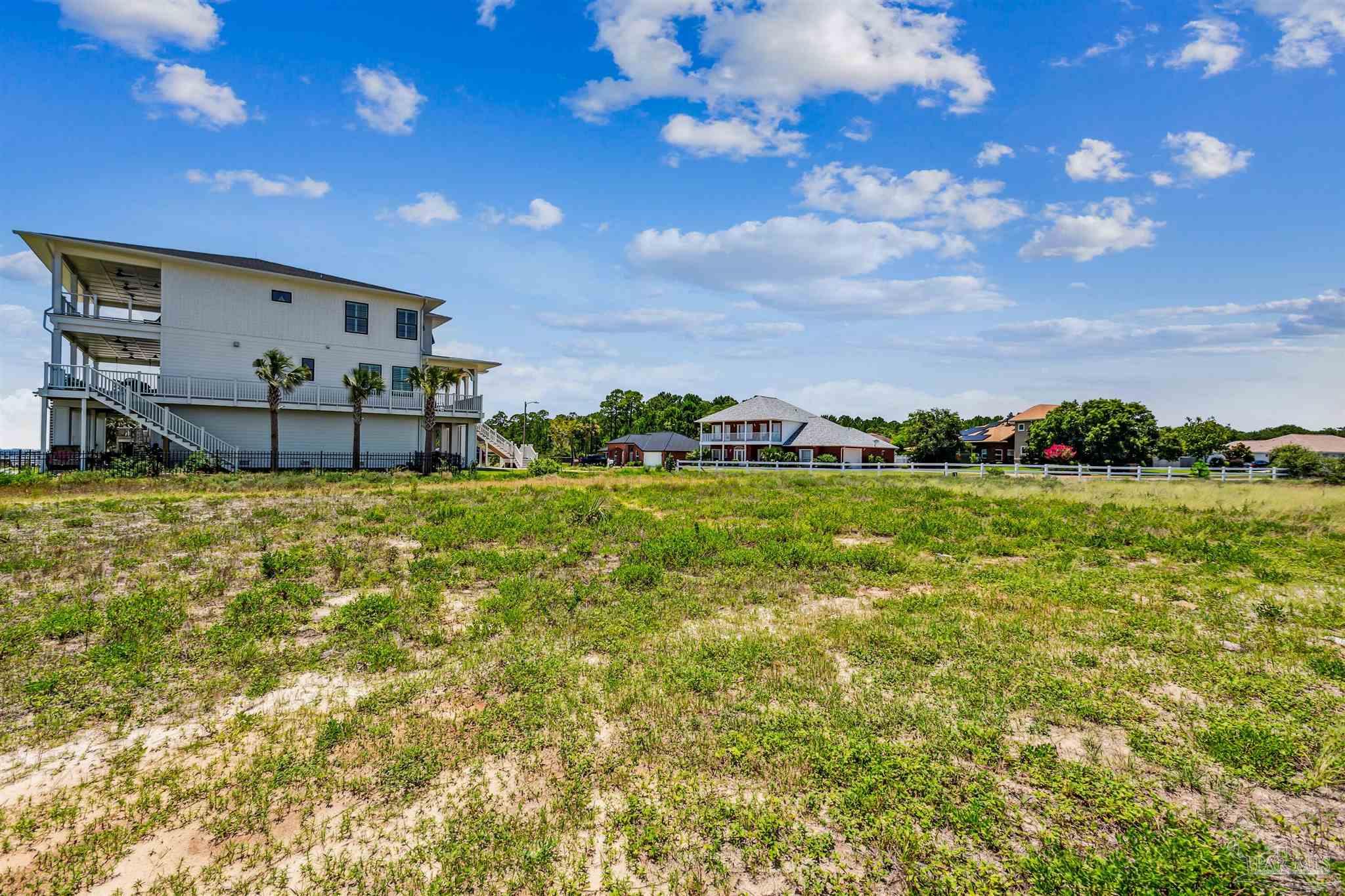 5.A Winding Shore Dr