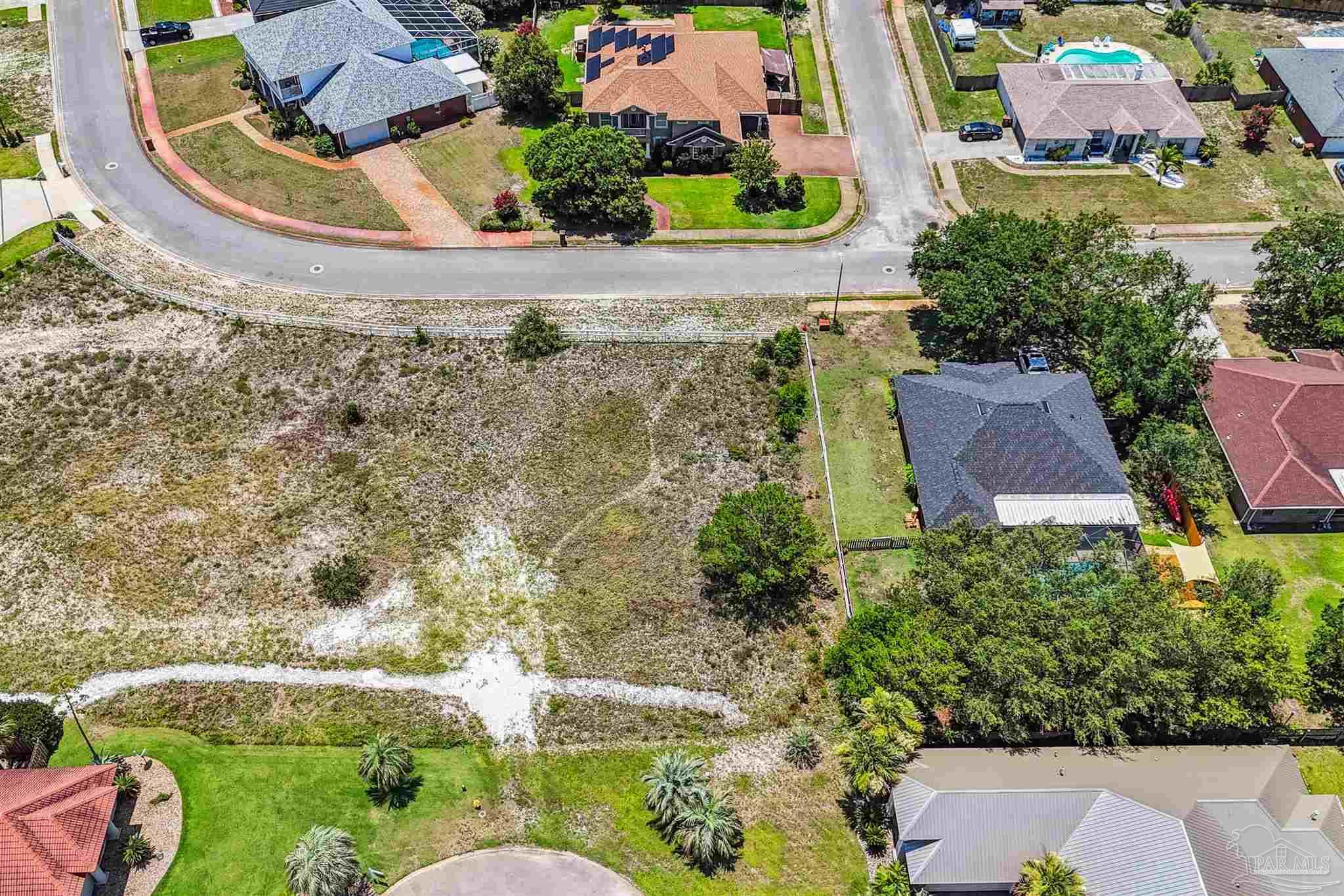 5.A Winding Shore Dr