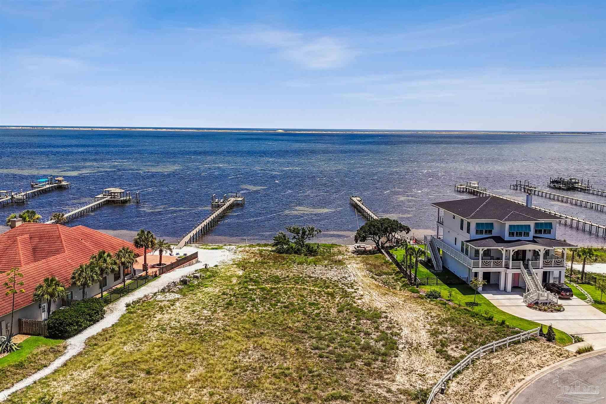 5.A Winding Shore Dr