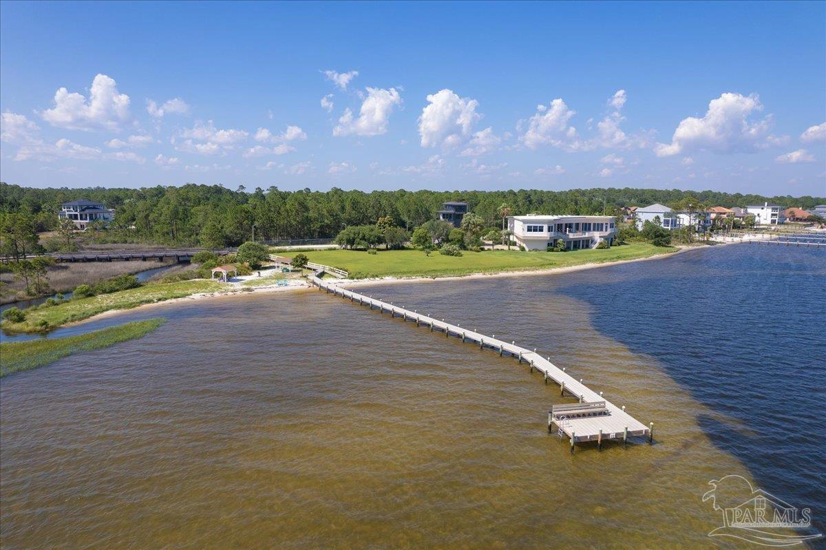 5.A Winding Shore Dr