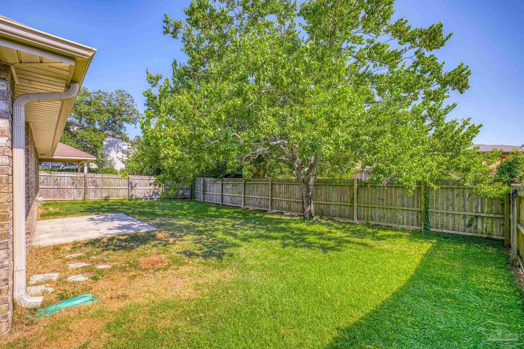 3025 Enclave Ct
