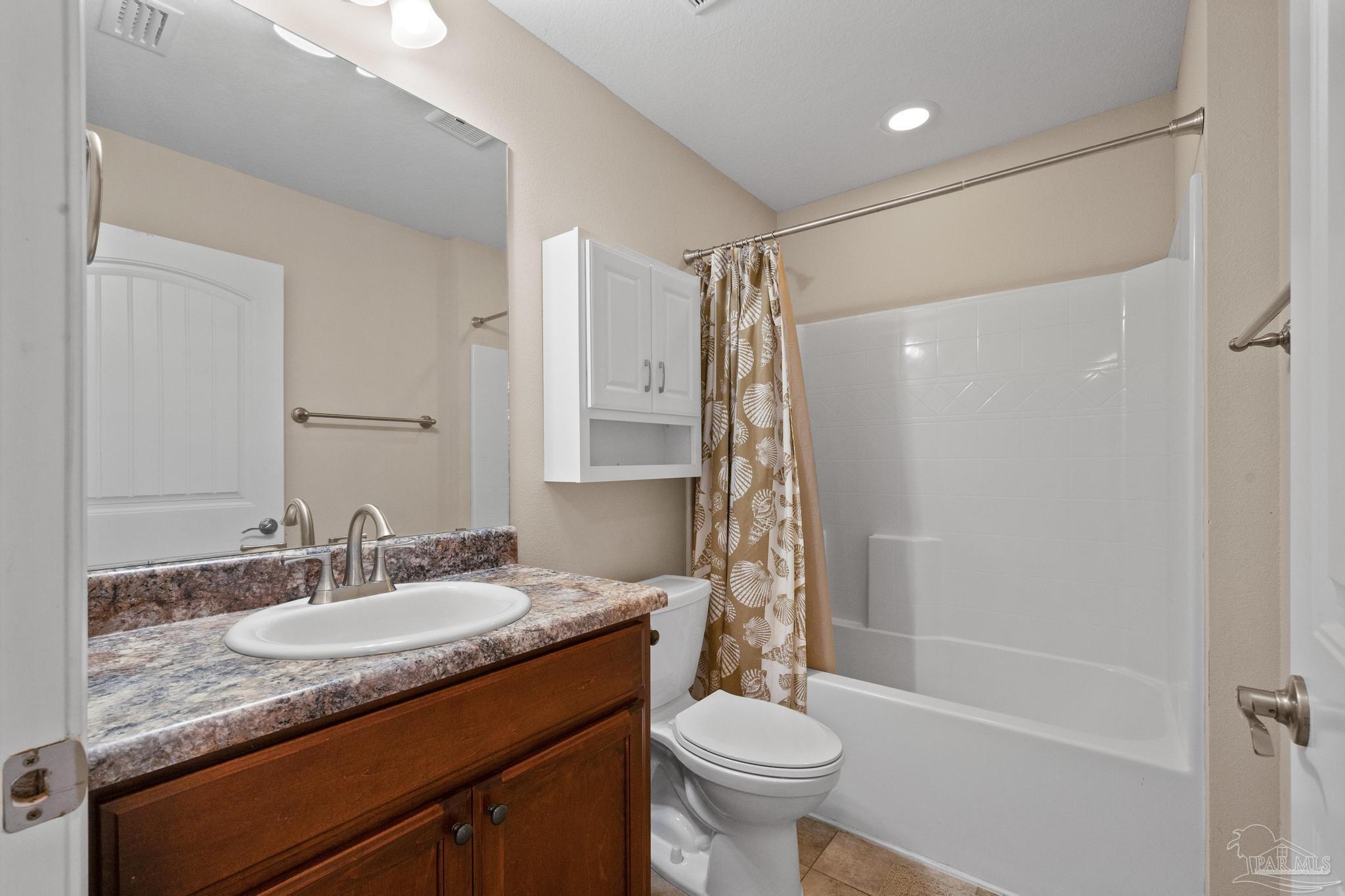 3025 Enclave Ct