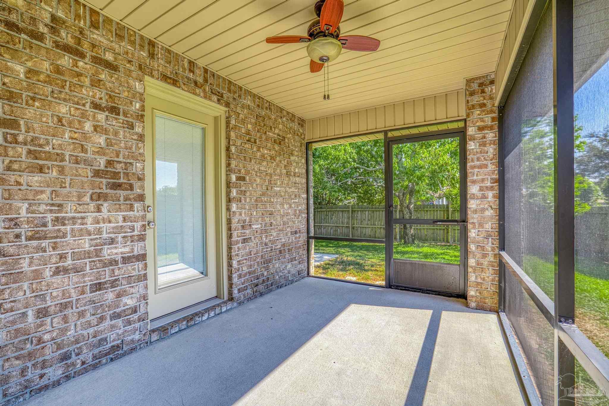 3025 Enclave Ct