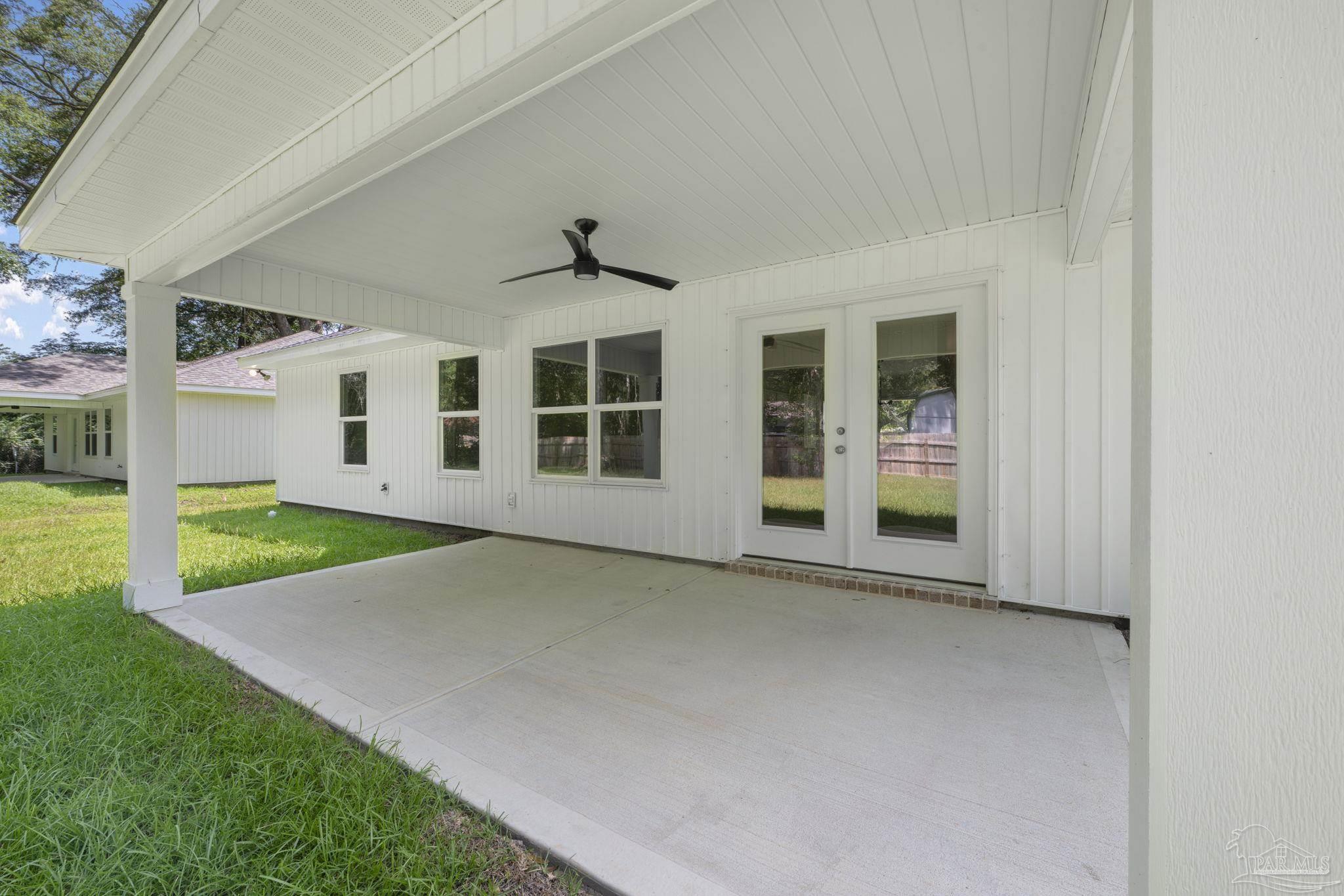 4483 Edgewood Dr
