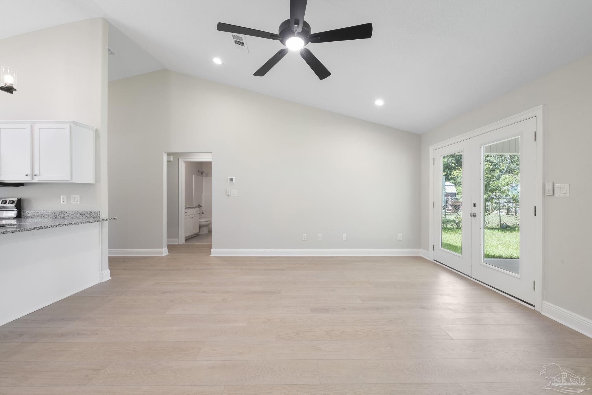 4483 Edgewood Dr
