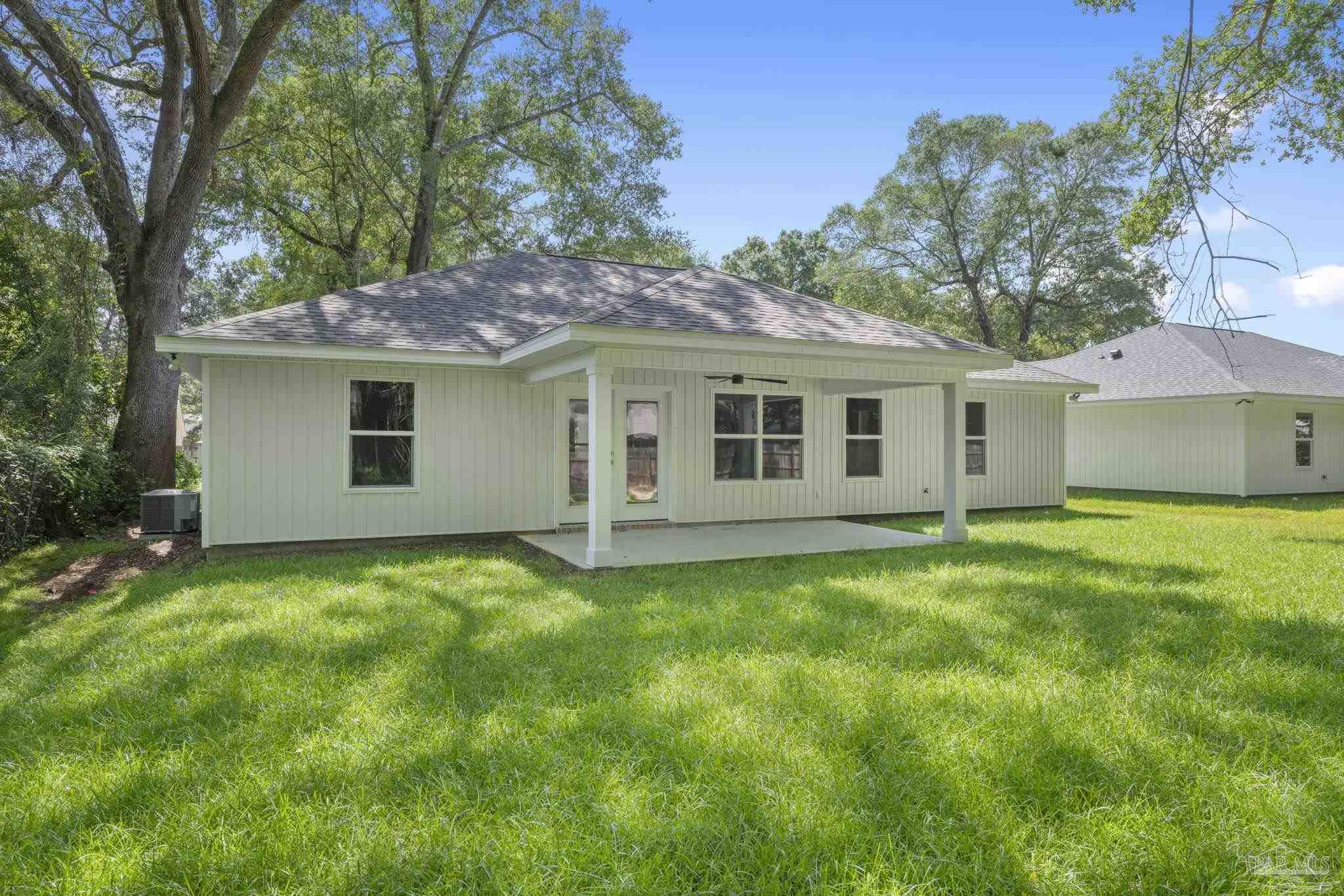 4485 Edgewood Dr
