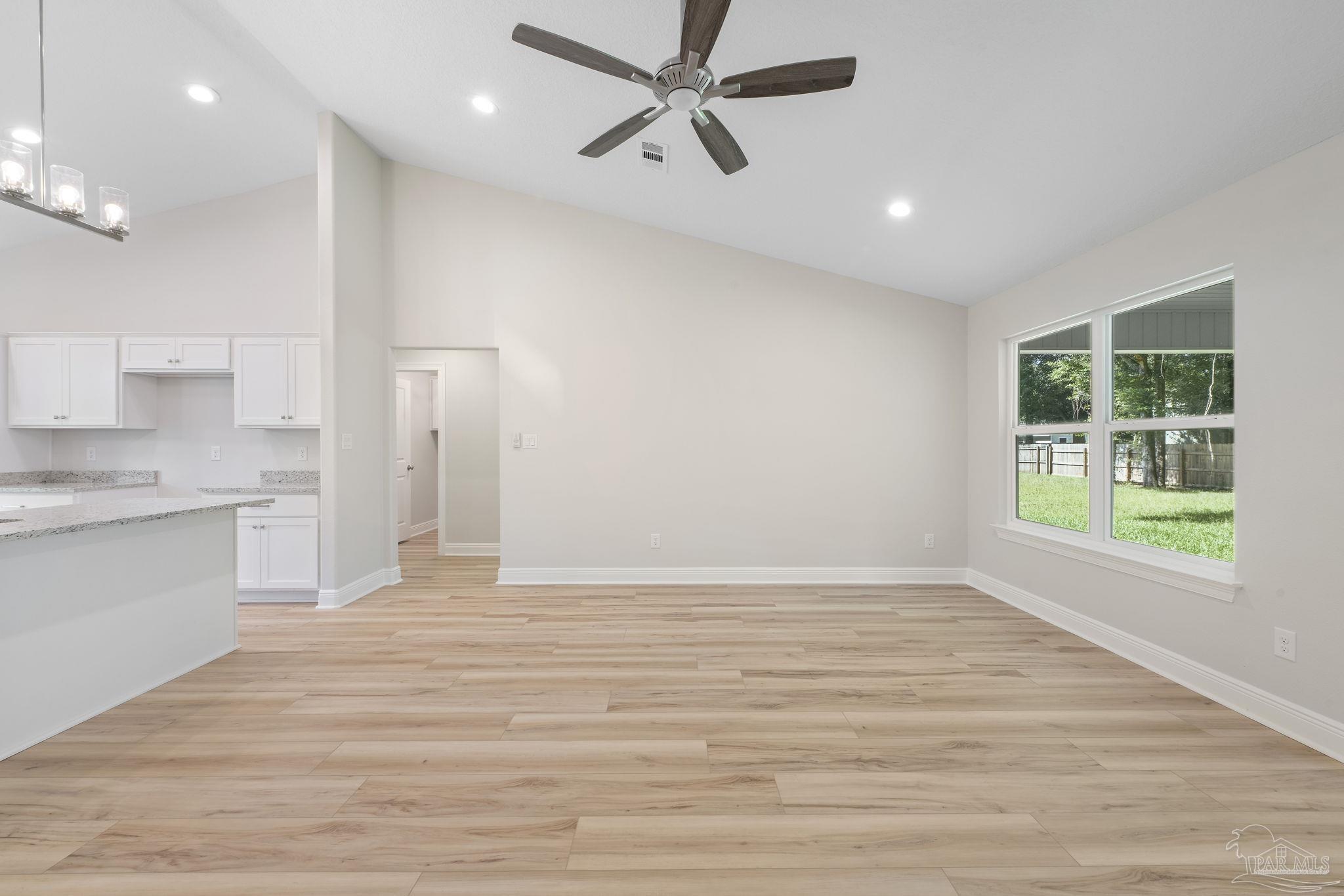 4485 Edgewood Dr