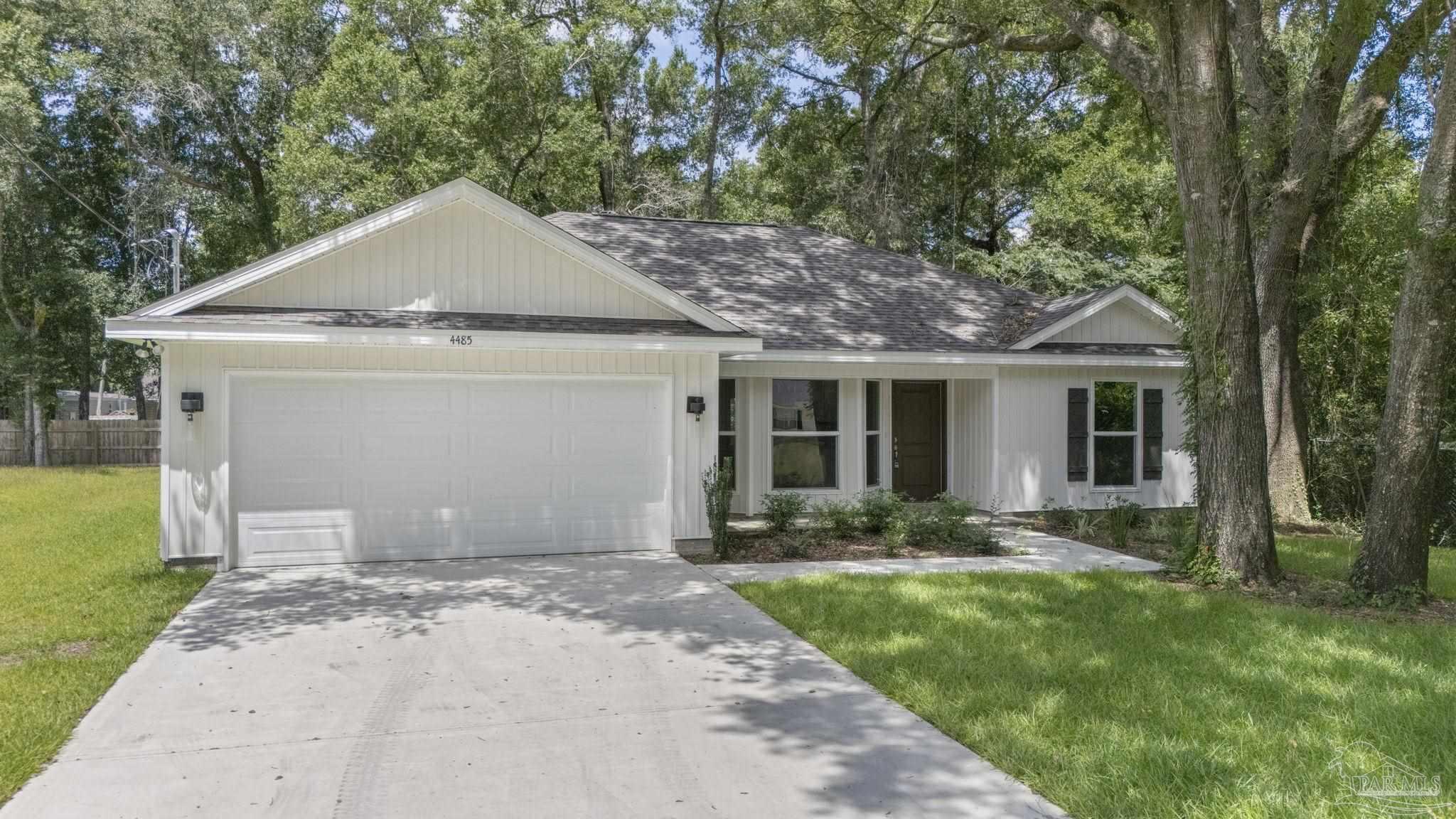 4485 Edgewood Dr