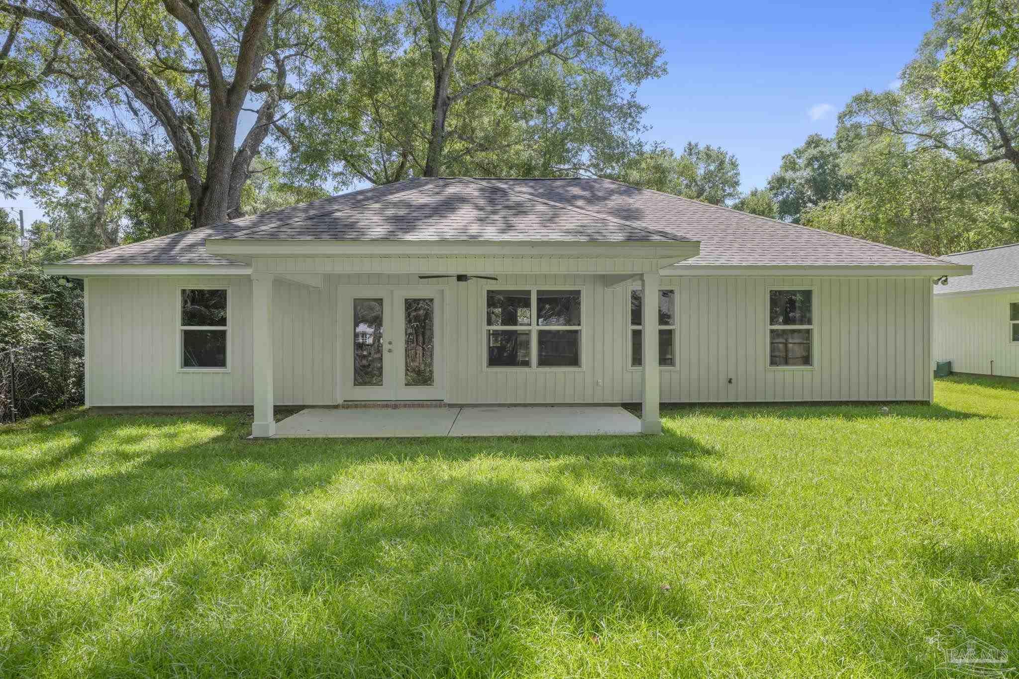 4485 Edgewood Dr