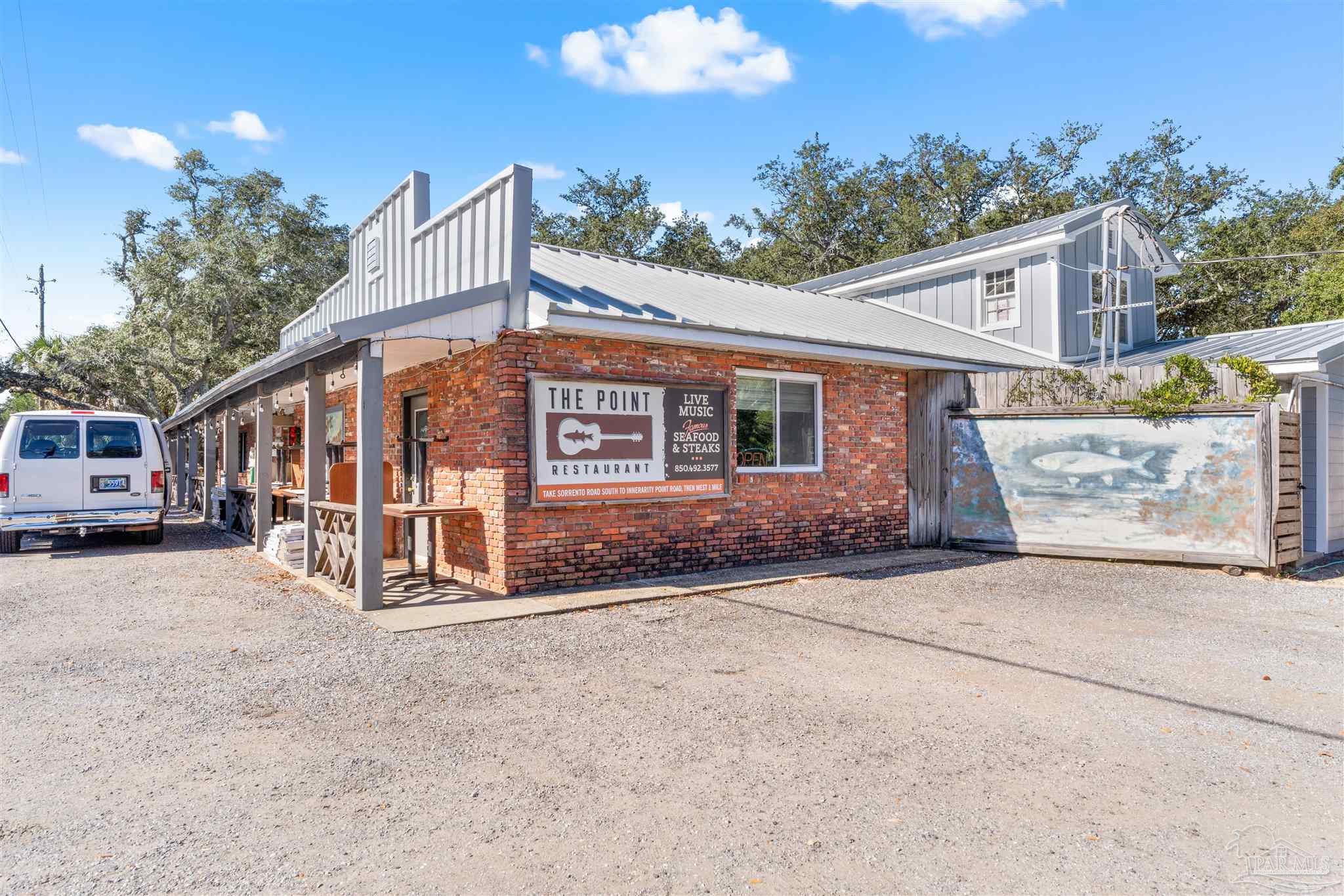 5631 Bob-O-Link Rd