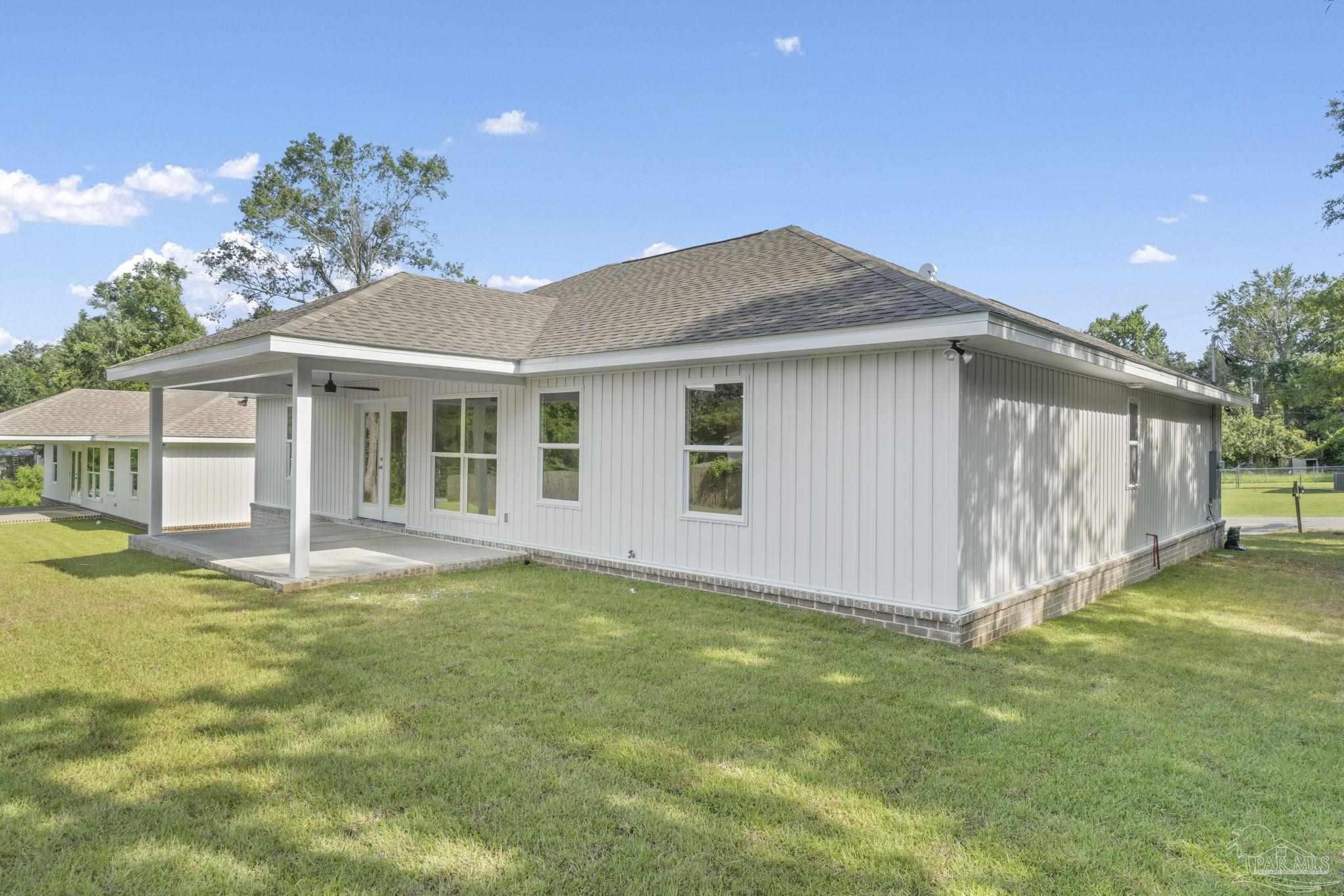 3725 Martin St