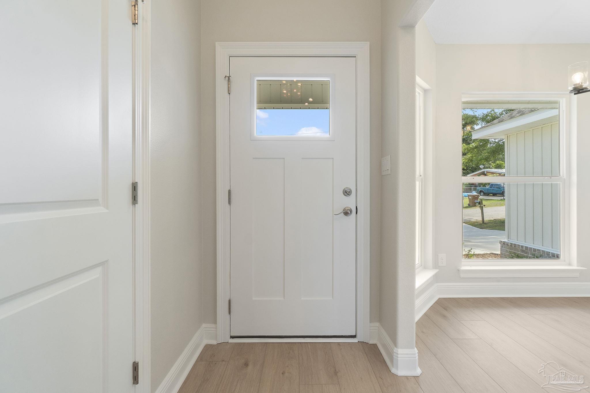 3725 Martin St