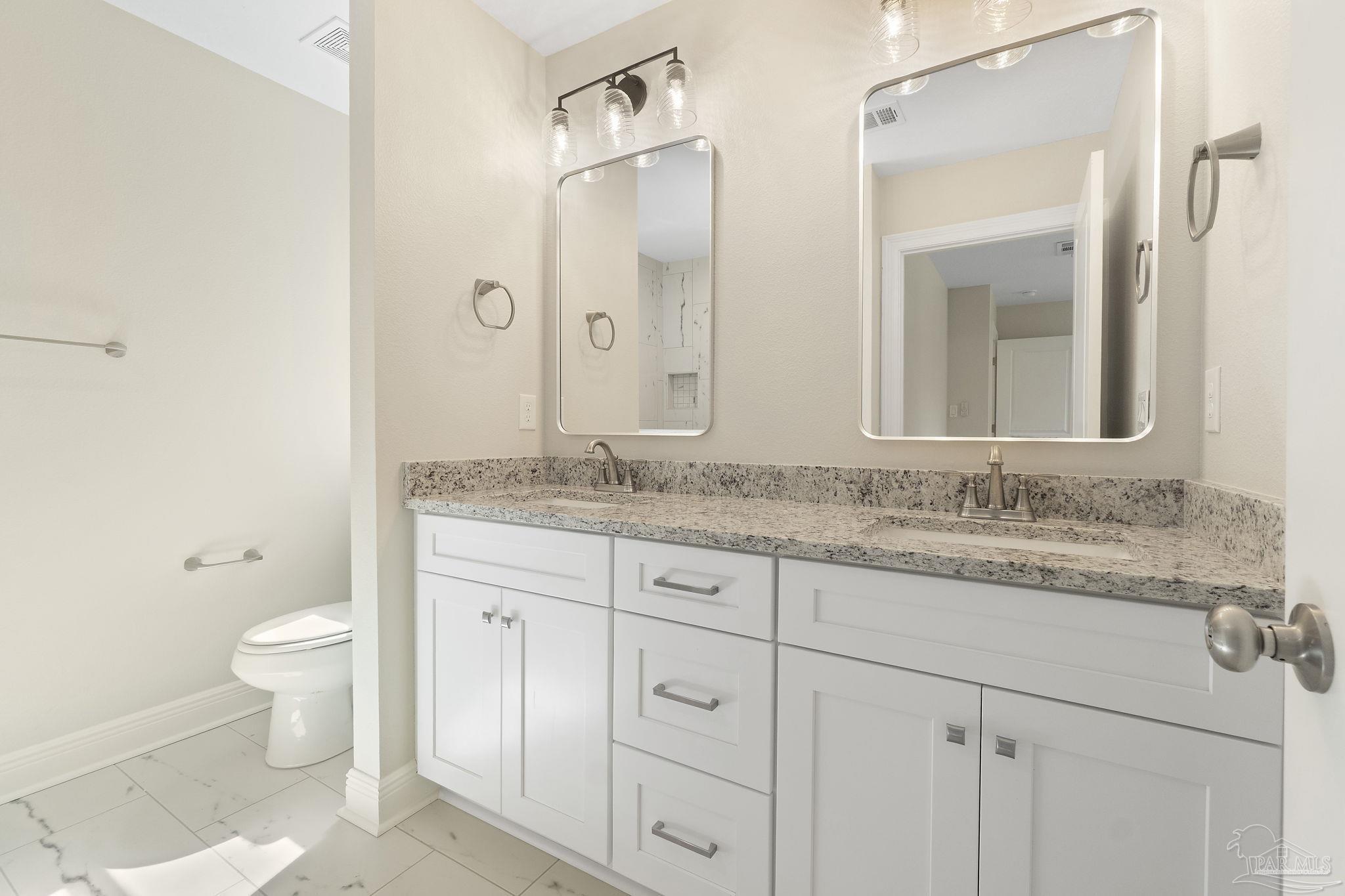 3725 Martin St