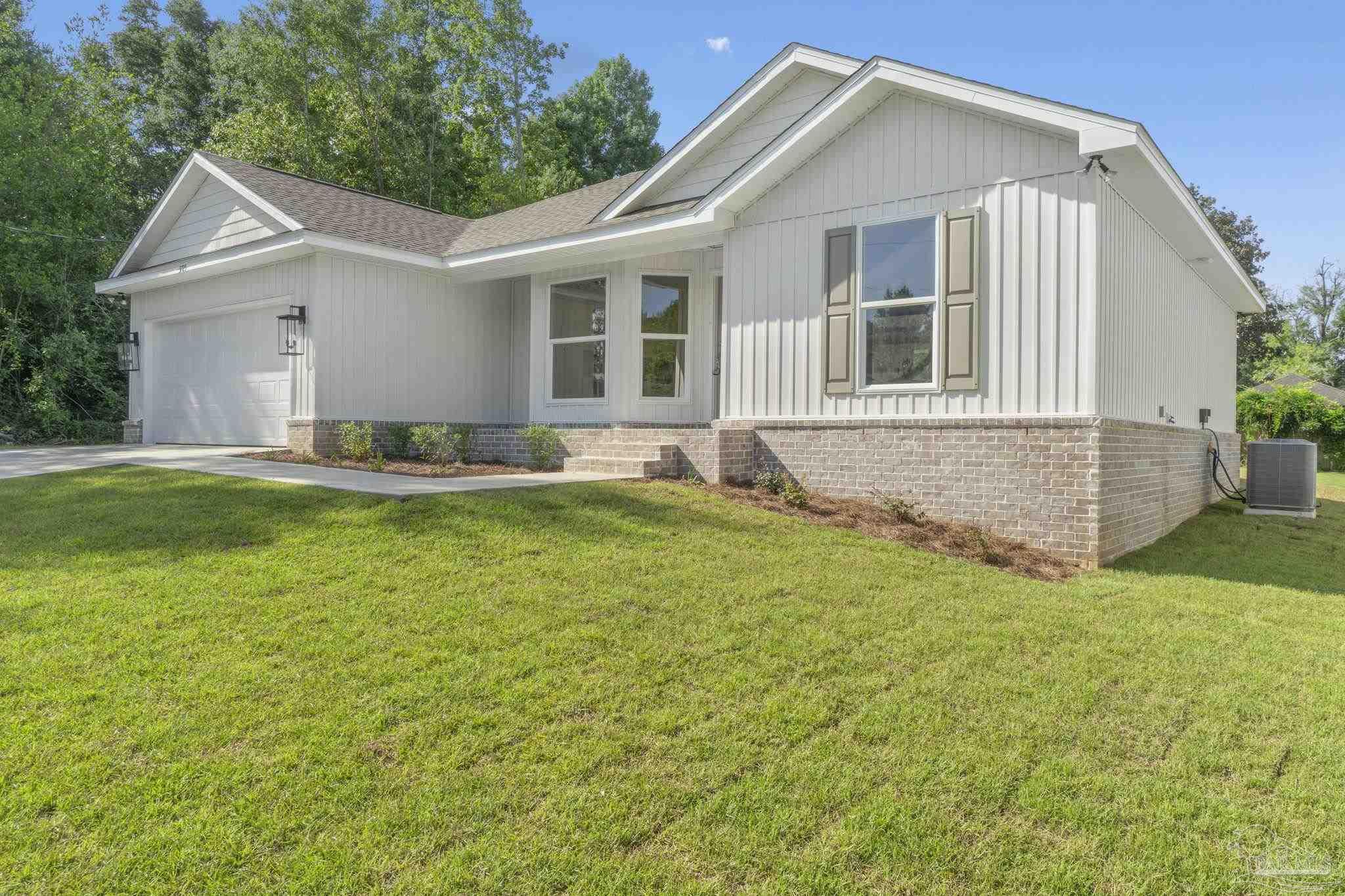 3725 Martin St