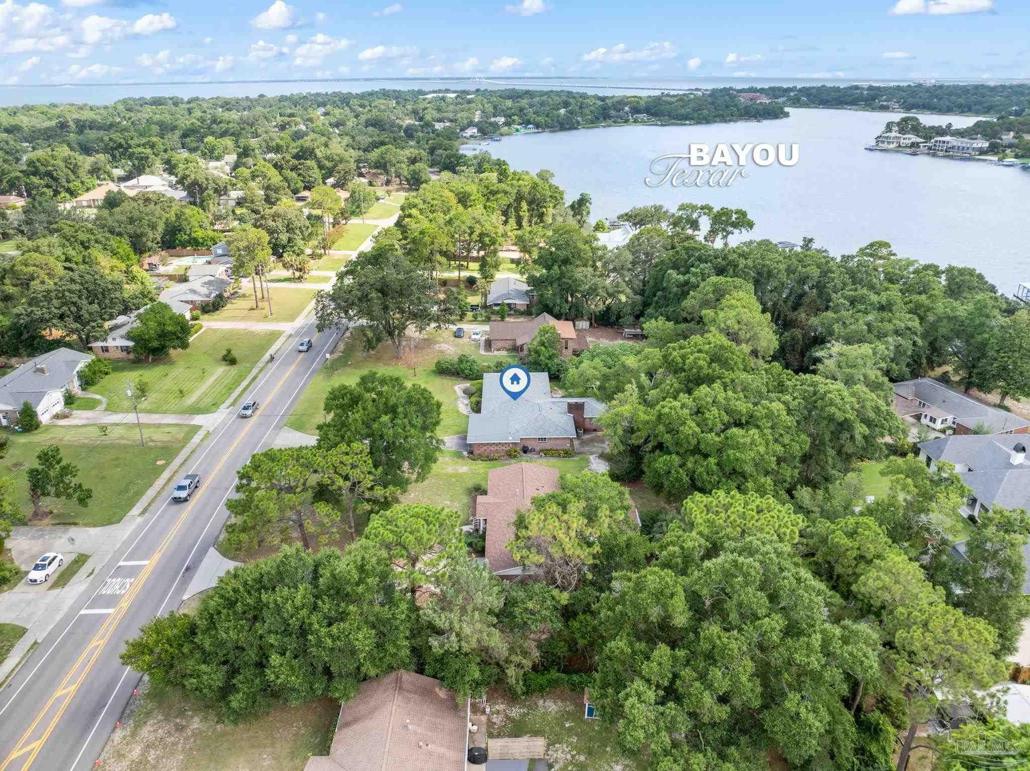 1611 Bayou Blvd