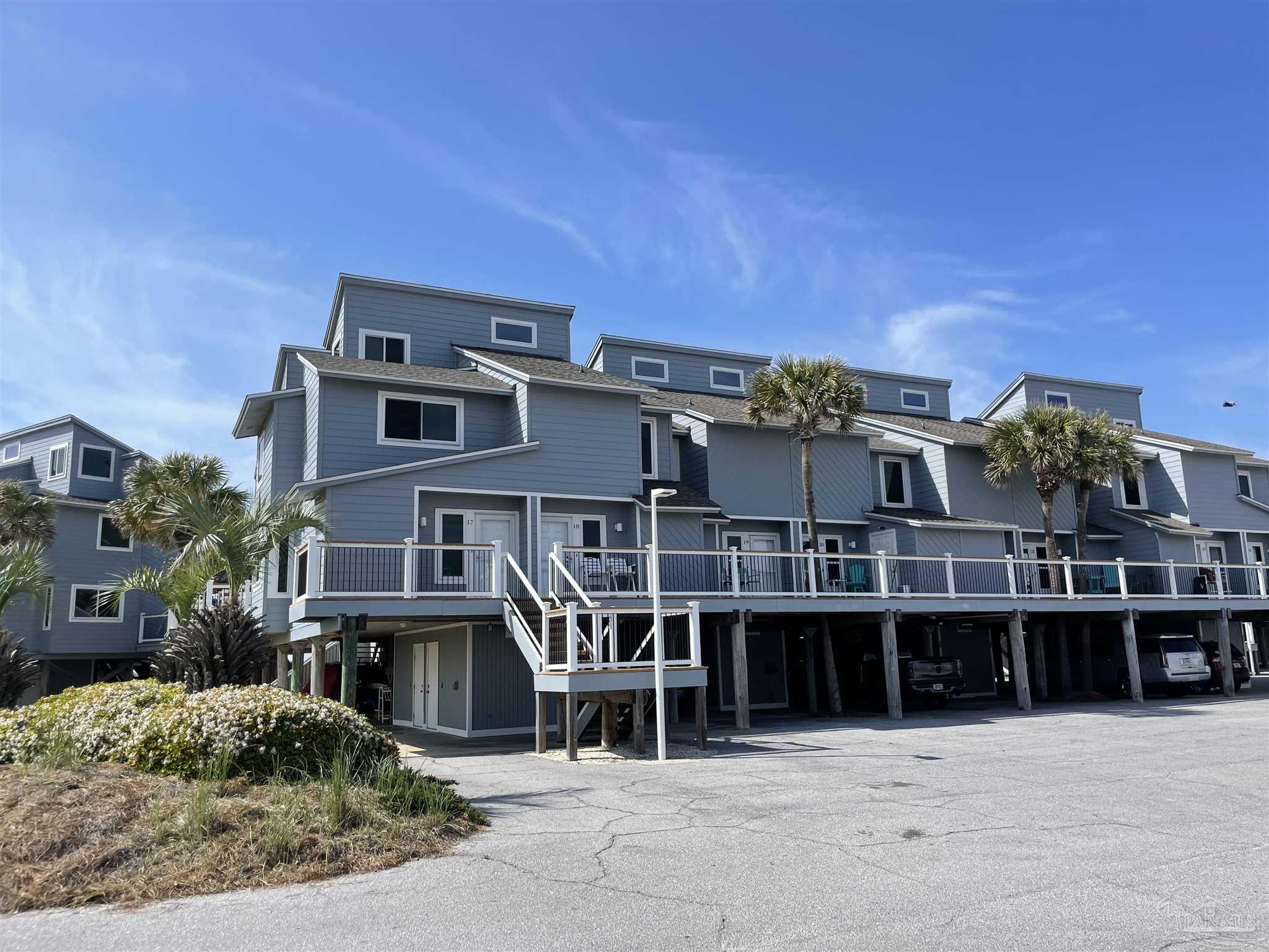 1350 Ft Pickens Rd # 18