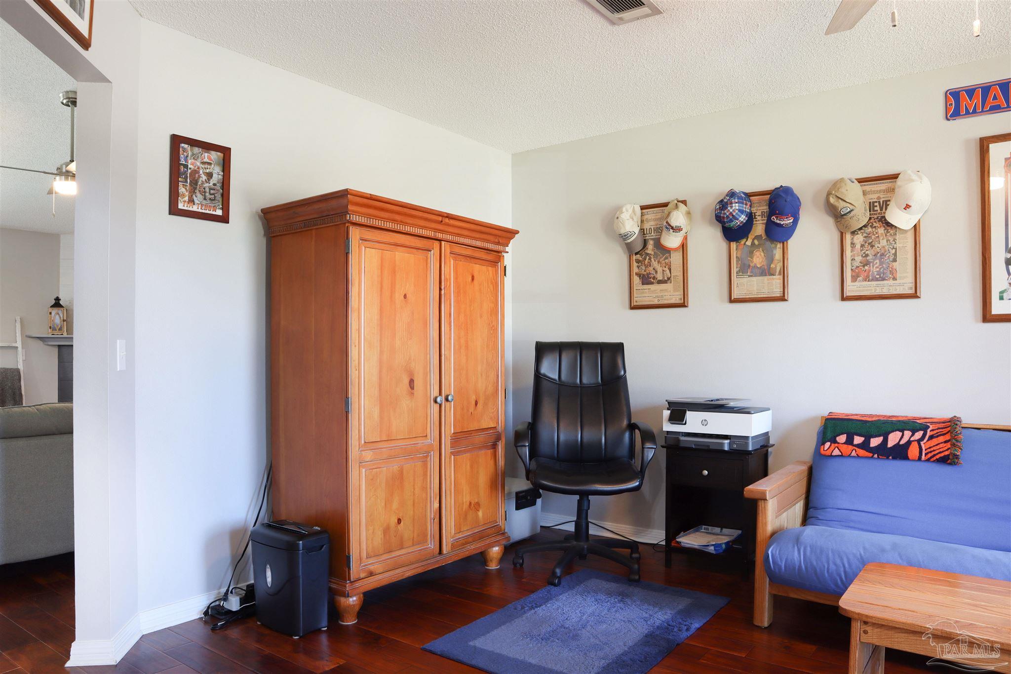 1105 Freeboard Blvd