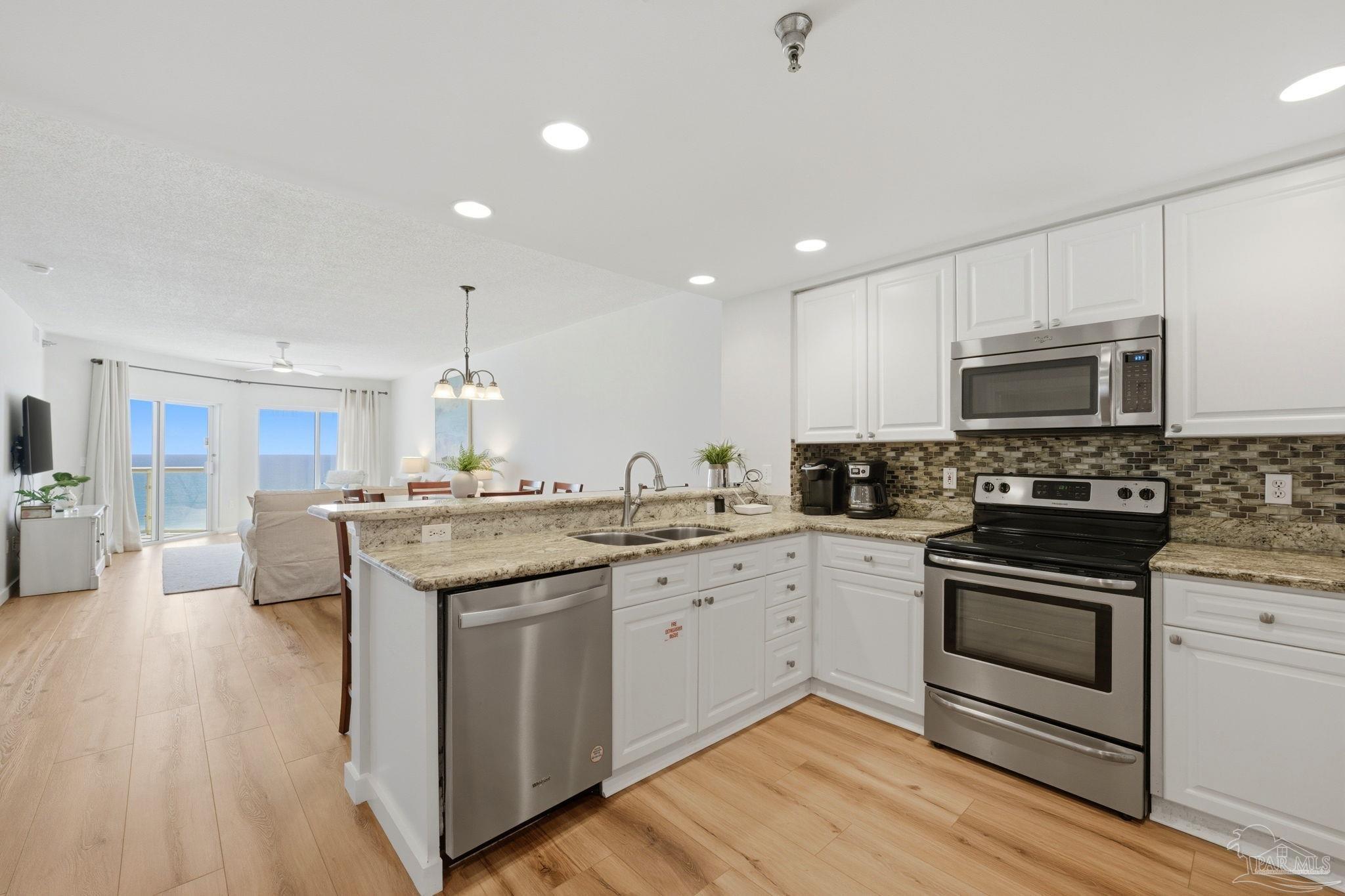 22 Via Deluna Dr # 1606