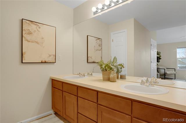 8200 E 8th Avenue Unit: 8202