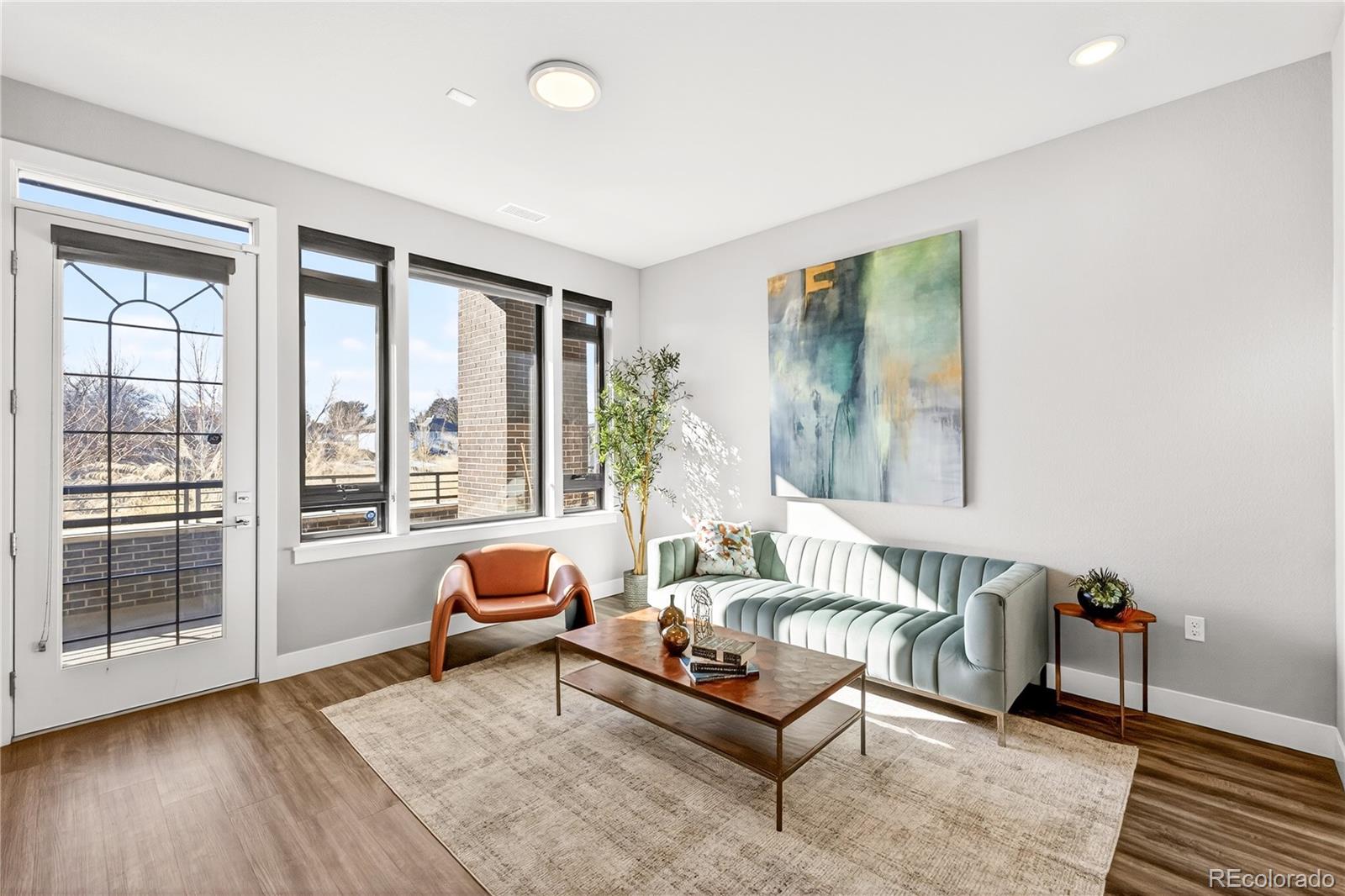 6618 E Lowry Boulevard Unit: 110