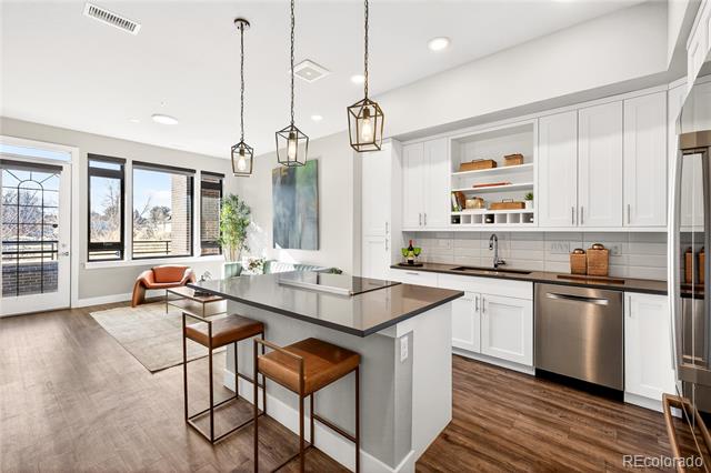 6618 E Lowry Boulevard Unit: 110