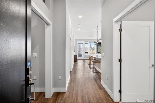 6618 E Lowry Boulevard Unit: 110