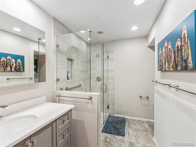 7105 Dover Way