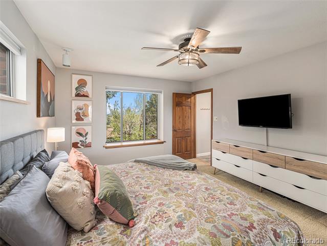 7105 Dover Way