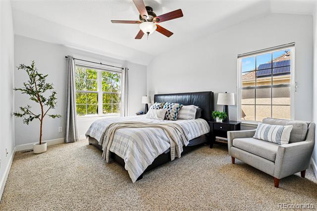 1063 Roslyn Court