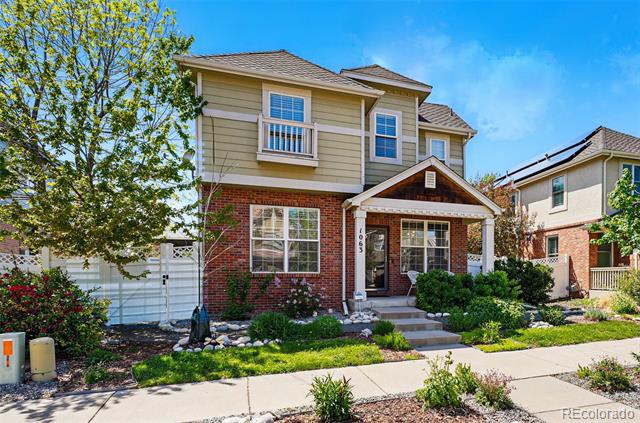 1063 Roslyn Court