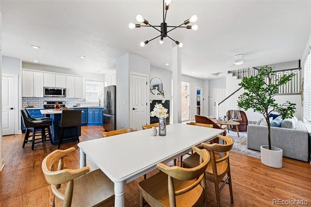 1063 Roslyn Court