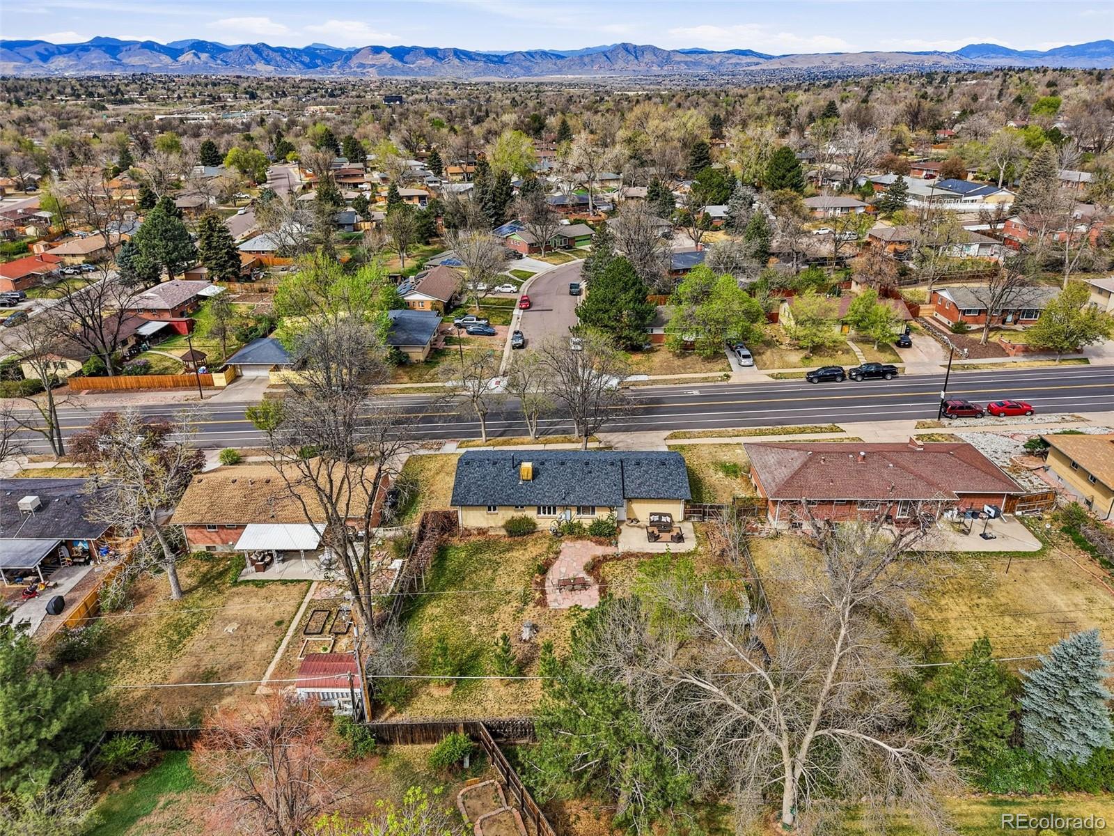 3240 S Lowell Boulevard