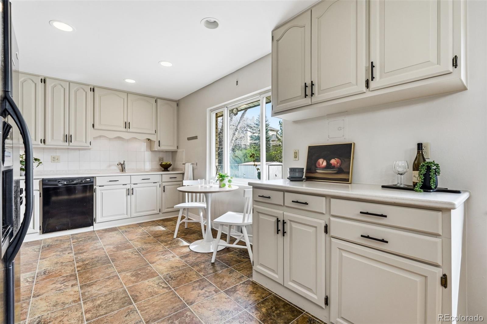 3240 S Lowell Boulevard