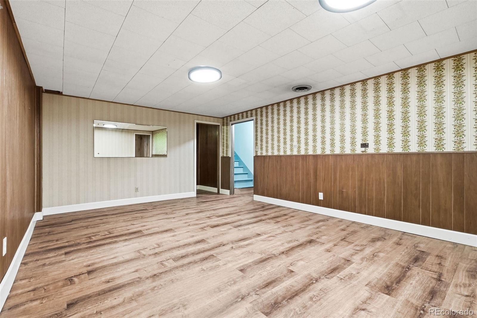 3240 S Lowell Boulevard