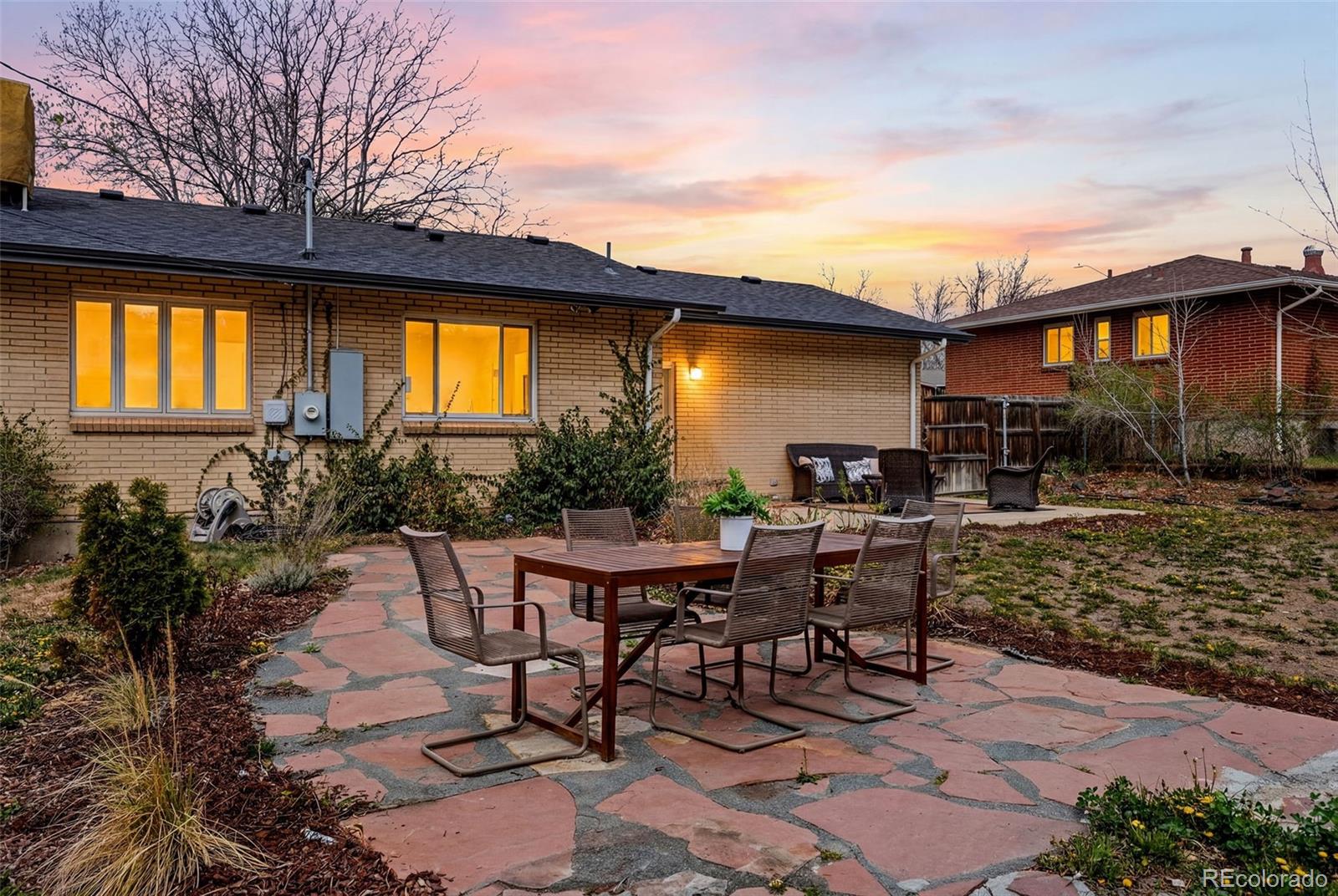 3240 S Lowell Boulevard