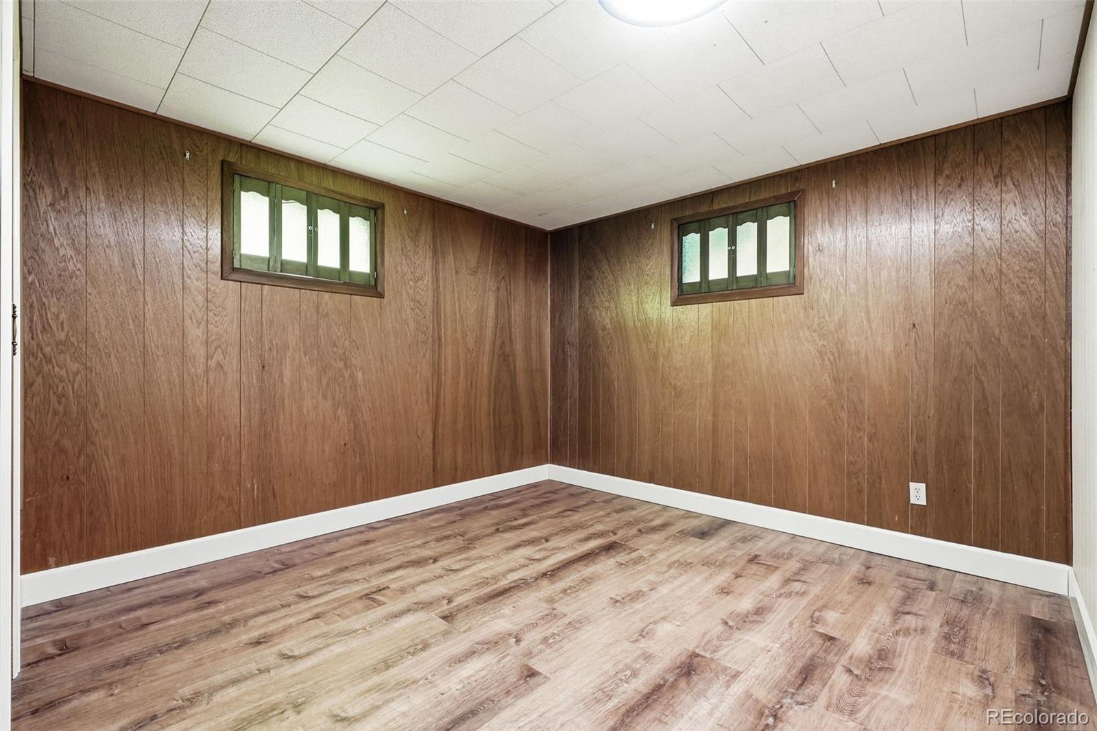 3240 S Lowell Boulevard