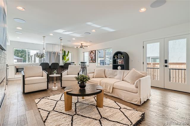 849 N Elm Street Unit: 2
