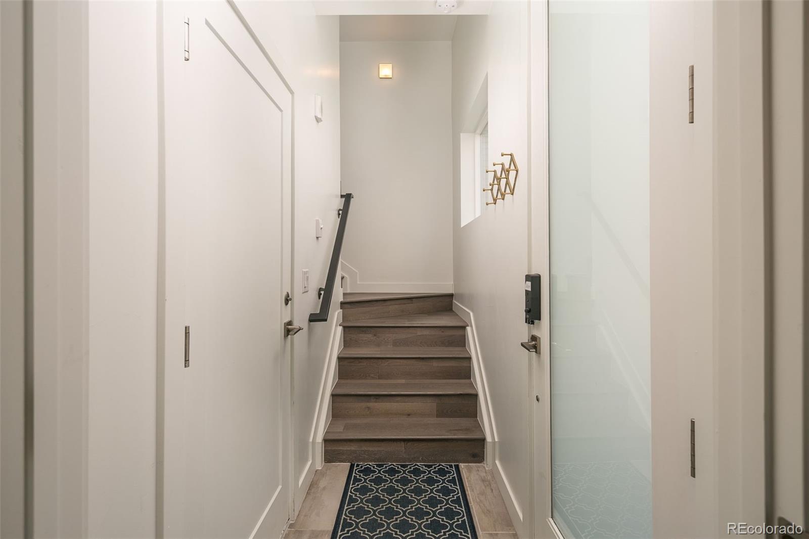 1616 Irving Street Unit: 4