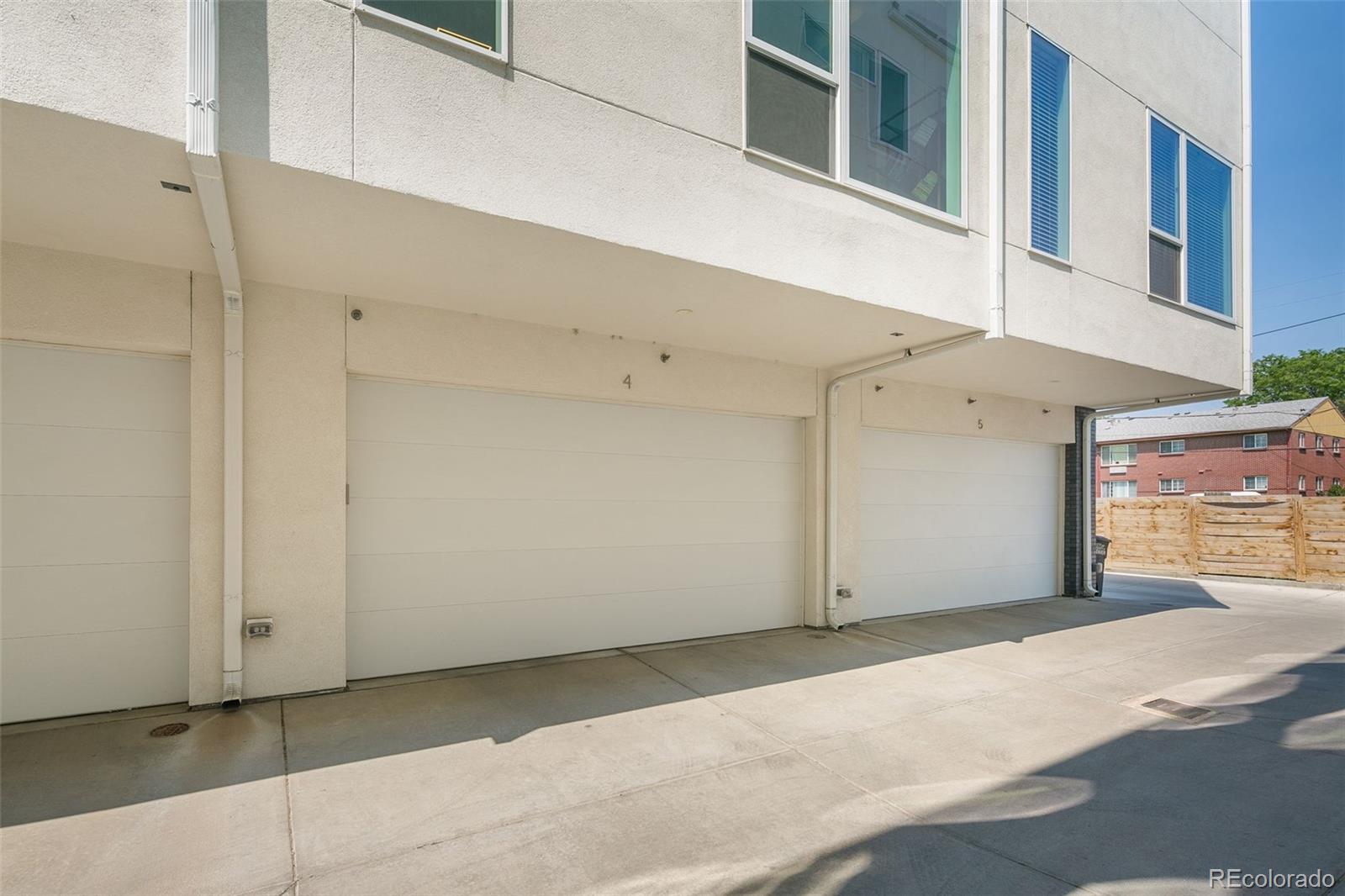 1616 Irving Street Unit: 4